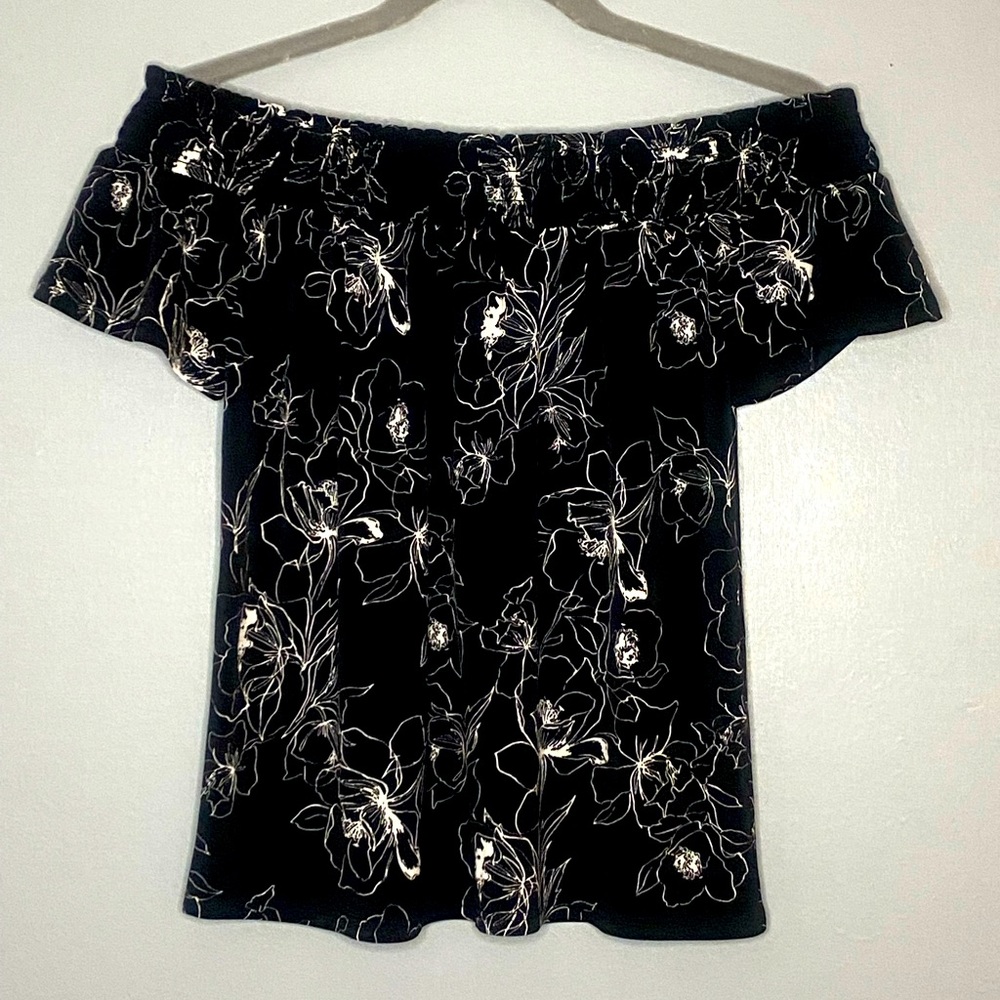 New White House Black Market black and white off the shoulder top.